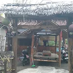 Omah Mak Isun Pulau Santen